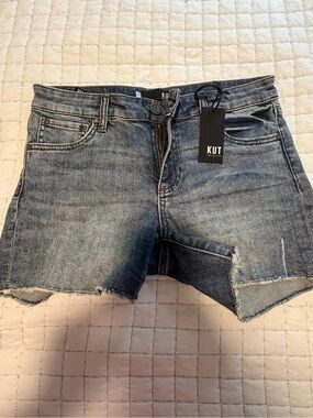 Kut from the Kloth Gidget Fray Short size 4